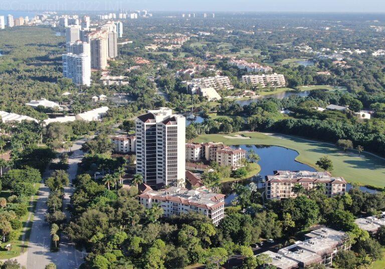 Chateaumere Condos for Sale in Pelican Bay Naples, Pelican Bay Real Estate
